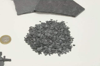 Slate gravel for roof covers