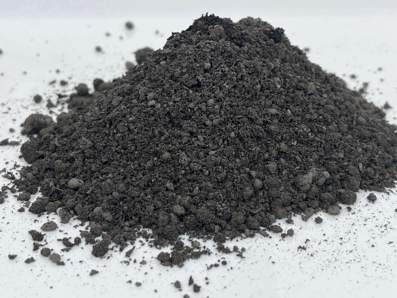 Humus Tablets Vermicompost, bovine manure, organic amendment